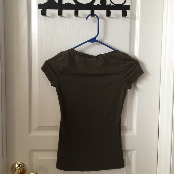 Green Basic Top - Picture 2 of 2